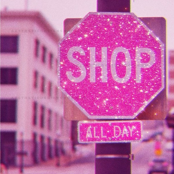 ❤️ This post to get notified when I go live!!!! - Picture 2 of 6